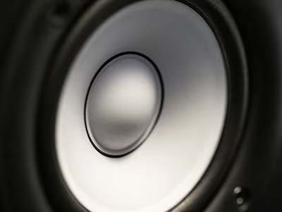 Yamaha HS3 ホワイト レビュー】ヤマハ“家でも使える”超小型モニタースピーカー「HS3